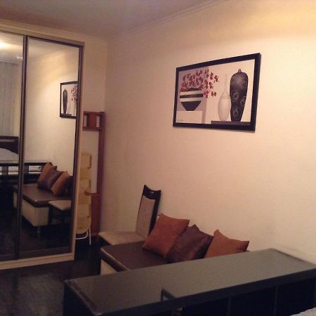 Двухкомнатная Возле Гулливера Apartment Kyiv Exterior photo